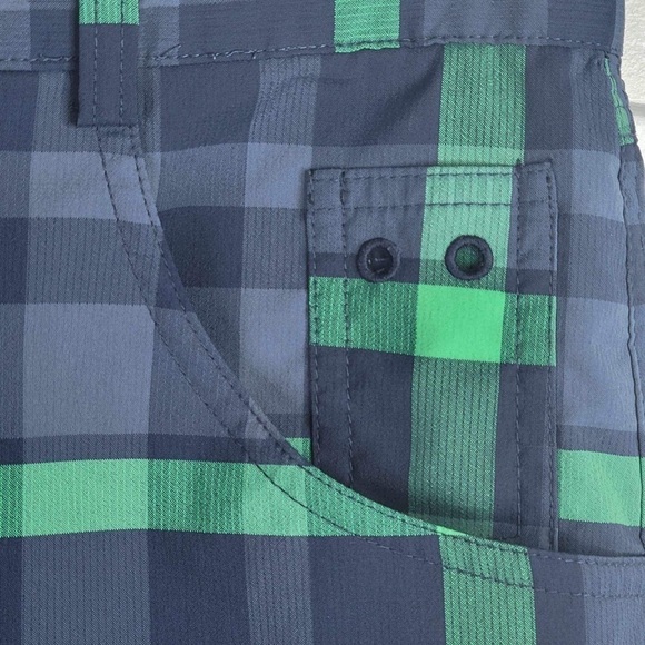 Nike Golf Shorts Boys Large Green Blue Plaid Dri Fit Tour Performance 11” - Picture 9 of 11